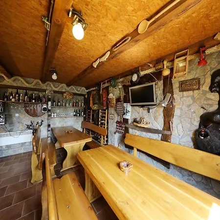 In With Pool Near Zadar *