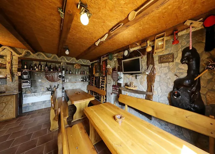 In With Pool Near Zadar *