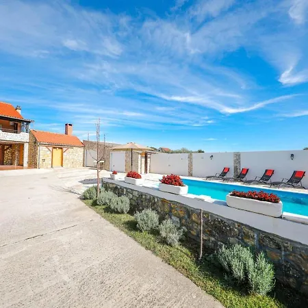 Charming In Poli Nik With Swimming Pool Villa Policnik