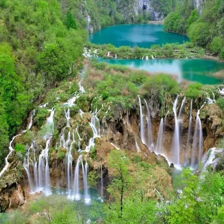 Charming In Poli Nik With Swimming Pool * Policnik